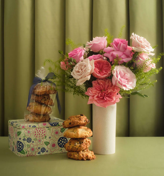 Levain x UrbanStems Mother's Day Gift Set