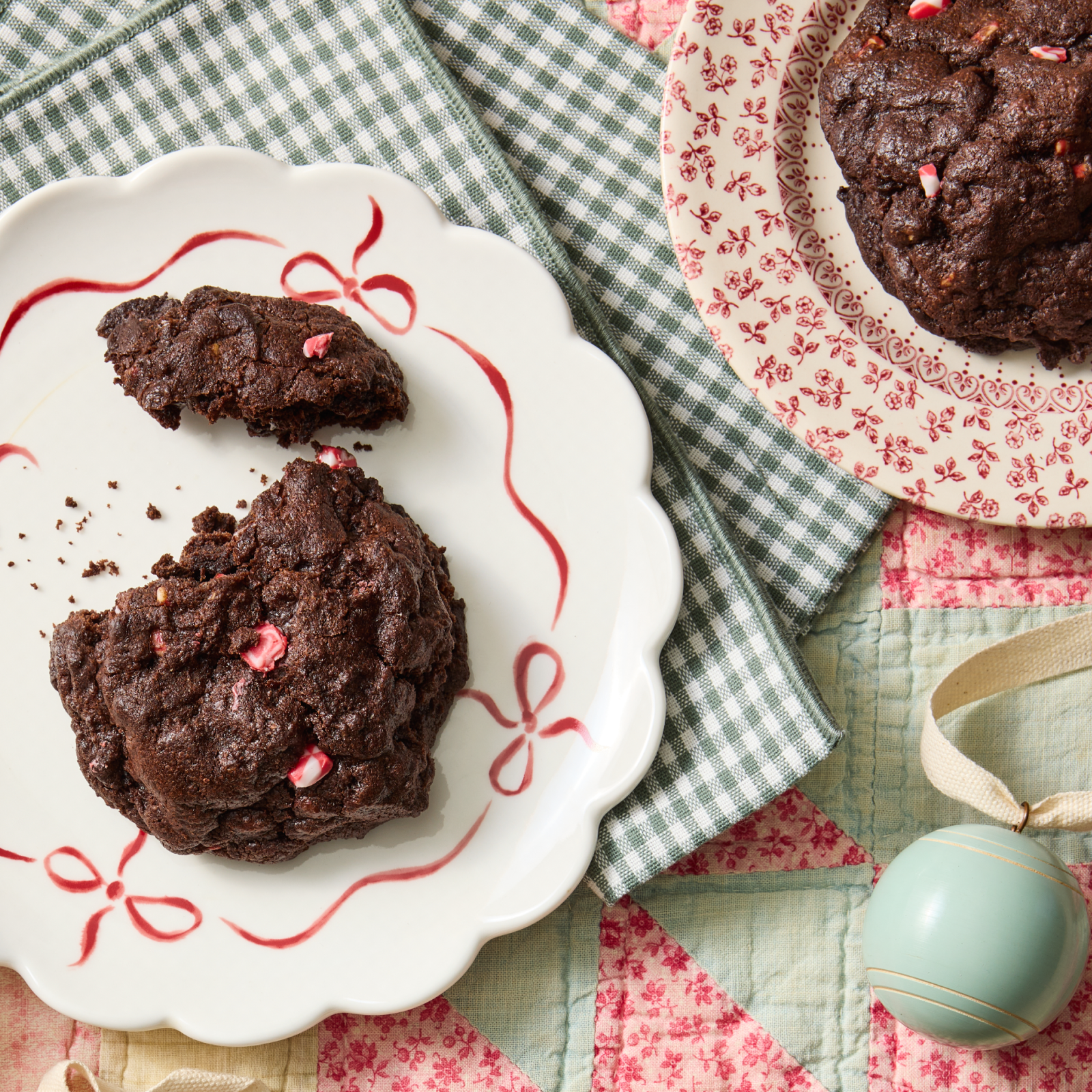 Dark Chocolate Peppermint - Levain Bakery